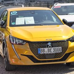 Peugeot e-208 136 KM 46 kWh (2019) – zdjęcie 2