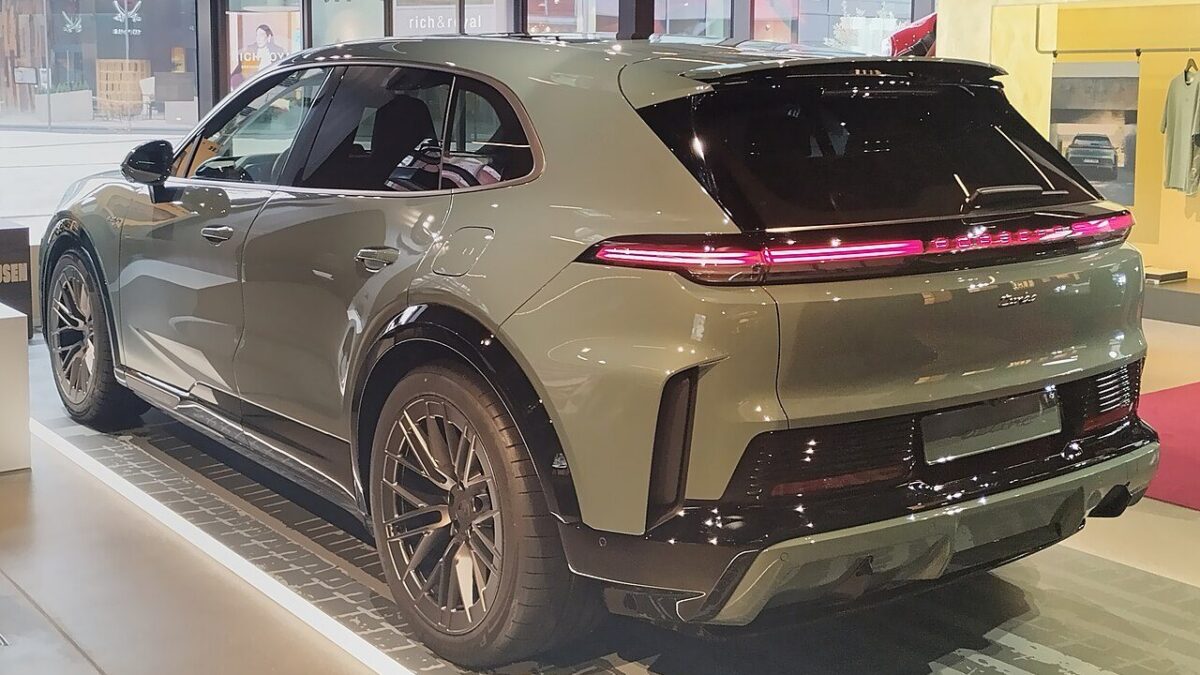 Porsche Cayenne Electric Cayenne Coupé Electric (2025) – zdjęcie 3