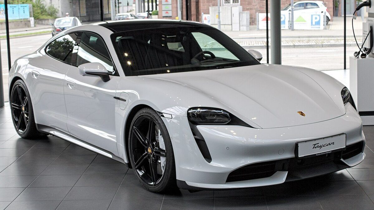 Porsche Taycan Taycan 4 (2019) – zdjęcie 4