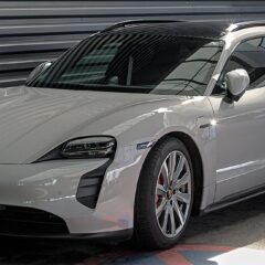 Porsche Taycan Sport Turismo Taycan 4S Sport Turismo (2021) – widok z boku