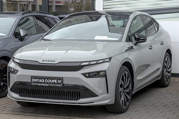 Škoda Enyaq Coupé (2022) – widok z przodu