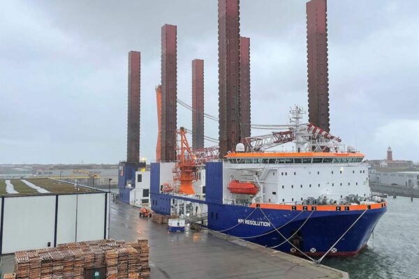 Boskalis ułoży 149 km kabli dla farmy Zeevonk na Morzu Północnym