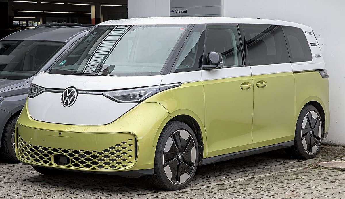 Tył nadwozia Volkswagena ID. Buzz z pasem świetlnym