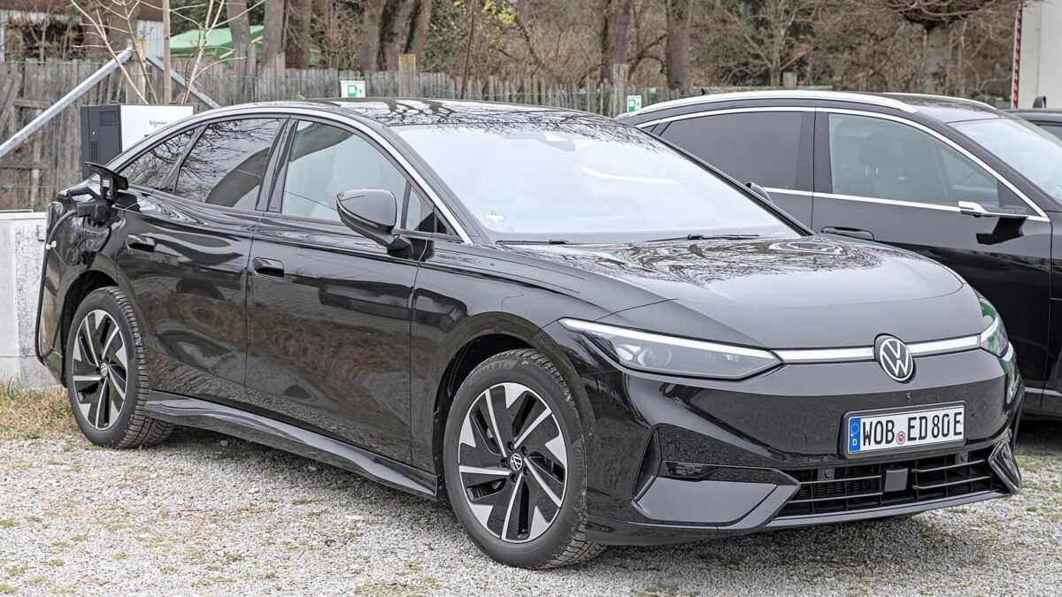 Volkswagen ID.7 — ilustracja do danych o dostawach Grupy Volkswagen po trzech kwartałach 2026 roku