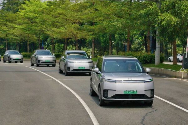 XPeng YOYO ma zgodę na L4 w Kantonie. Robotaxi wozi pasażerów w całym mieście